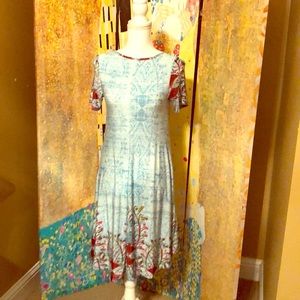 Super cute short sleeve dress